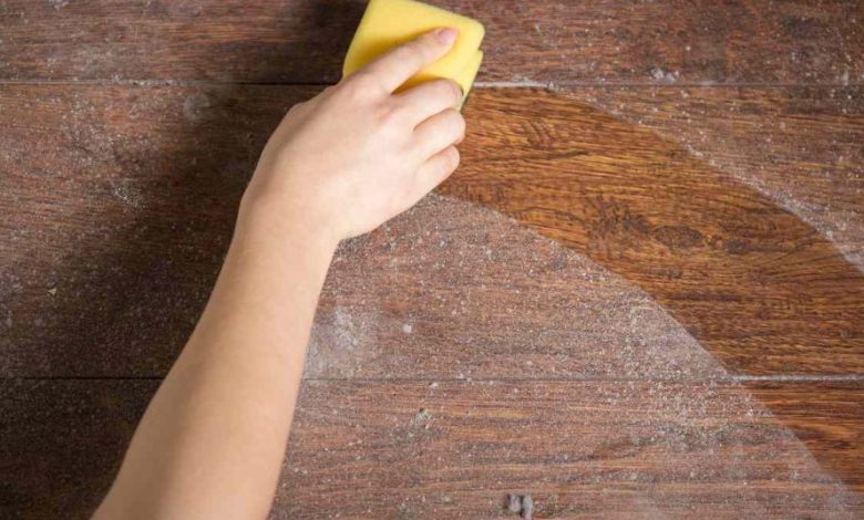 how to clean wood furniture with vinegar and oil